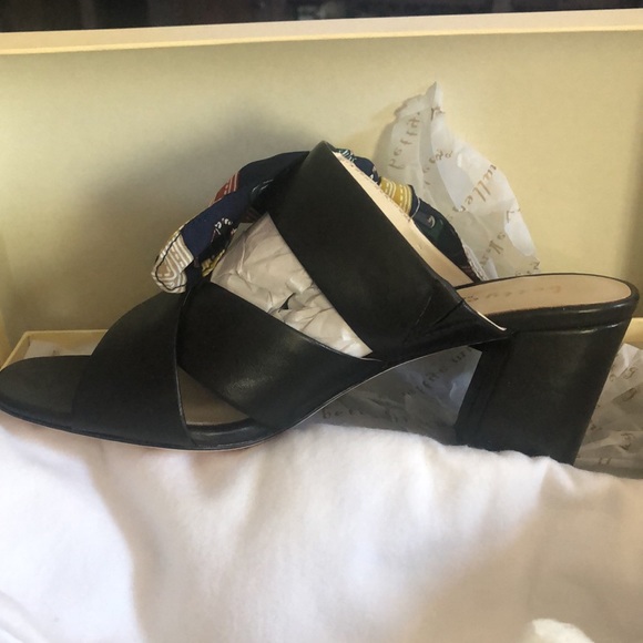 Bettye Muller 7.5 never worn open toed leather mule with silk tie with 3” heel - Picture 4 of 8